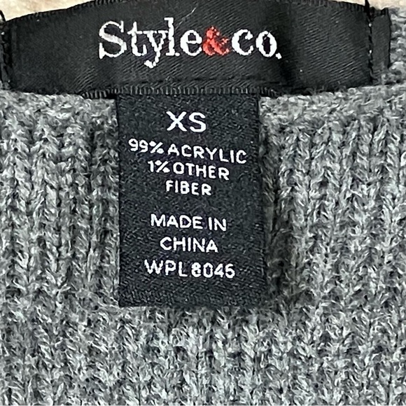 𝅺STYLE & CO Womens Rabbit Ice Skating Sweater SIZE XS Long Sleeve Pullover - Picture 9 of 10